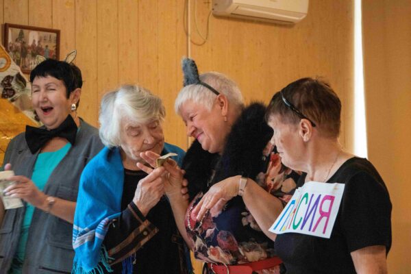 В Тамбове прошел «серебряный» капустник