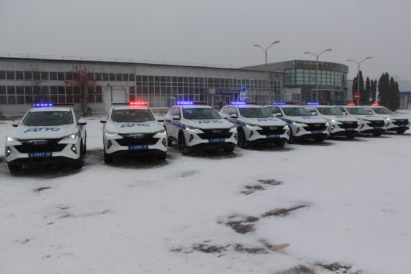 Тамбовские госавтоинпекторы получили новые автомобили