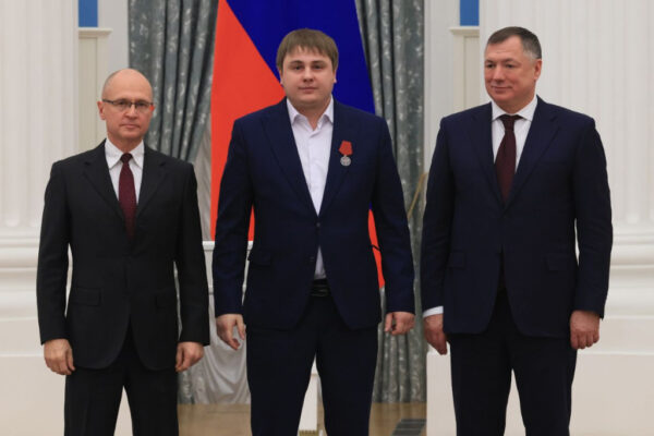 Строитель из Тамбова Илья Лукьянов получил высокую госнаграду за помощь в восстановлении Донбасса