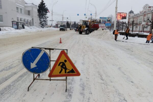 Более 300 улиц Тамбова очистили от снега