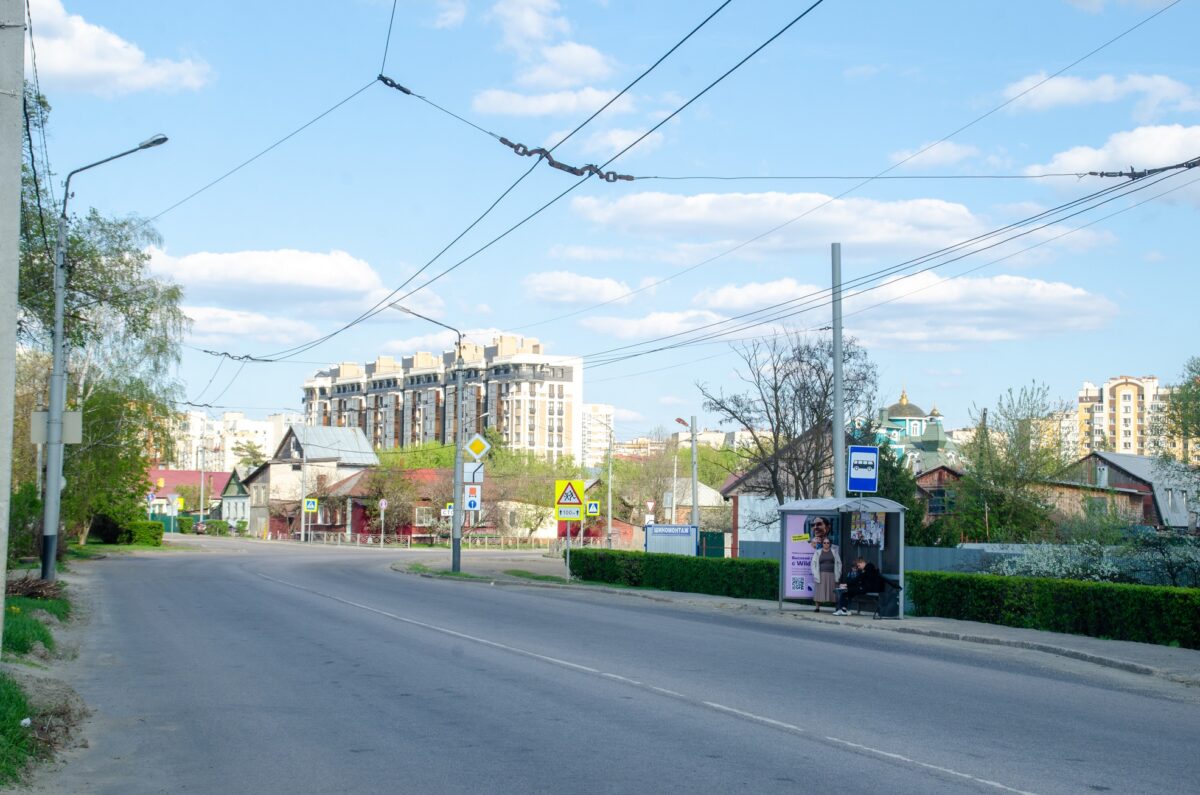 Долгие годы в народе этот перекресток называли «Трехмостье»