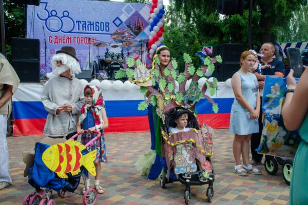 Парад колясок – 2025 в Тамбове будет посвящен русским сказкам