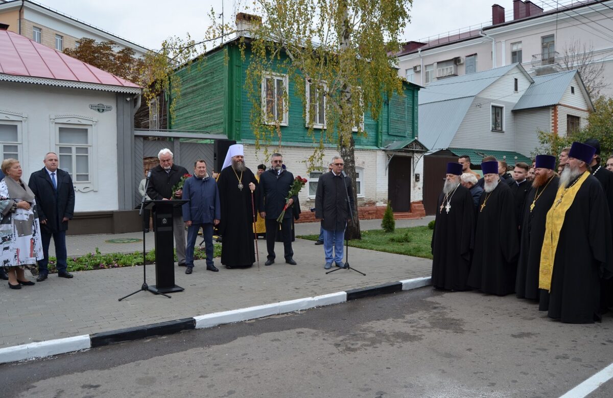 На церемонии открытия памятника святителю Луке Крымскому в Тамбове