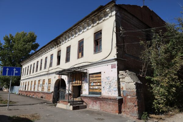 Подрядчик приступил к работам по сохранению исторического дома в центре Тамбова