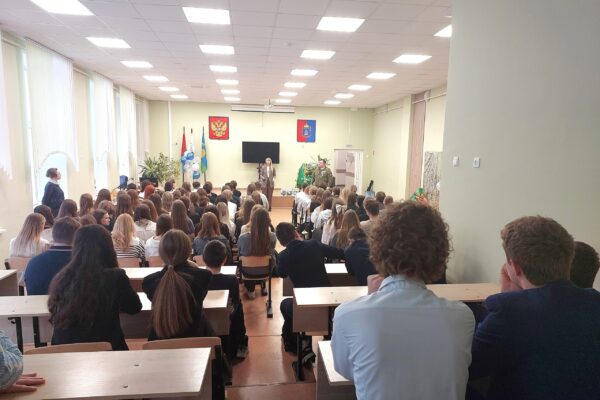 Ветеран СВО провел урок мужества для тамбовских школьников