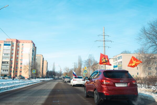 В Тамбове прошел автопробег в честь защитников Отечества всех времен