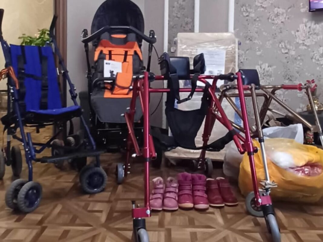 Фото волонтерской группы "Vсе СВОи" 
