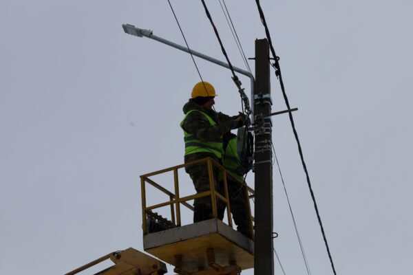 Первышов поручил провести освещение и построить тротуары на улице Каштановой в Тамбове