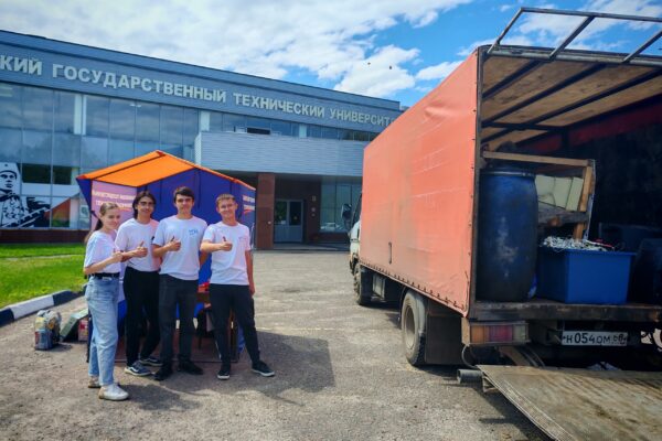 Эковолонтеры из Тамбова собрали два кубометра электролома