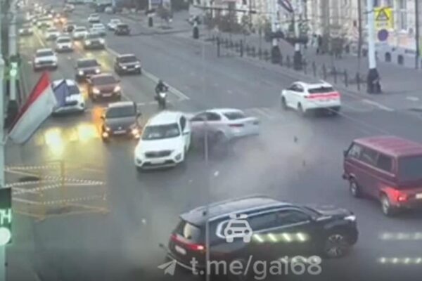 Массовое ДТП в Тамбове: пострадали 6 автомобилей