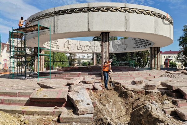 В Тамбове идет реконструкция мемориального комплекса «Вечная слава»