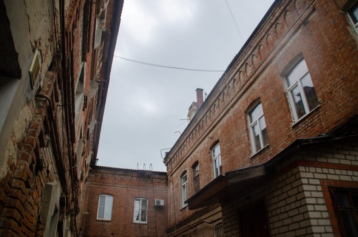Внутренний дворик бывшего уездного земства 