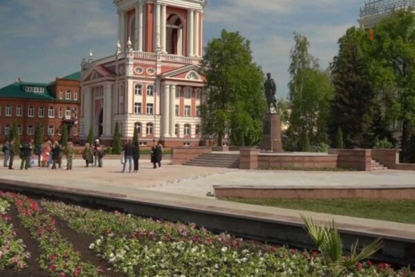 Подрядчика внесли в черный список за срыв сроков в сквере Зои Космодемьянской