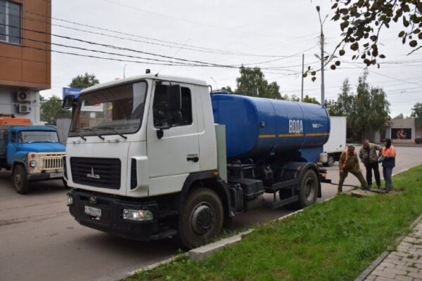В Тамбове на МЖК устранили причину появления после осадков огромной лужи