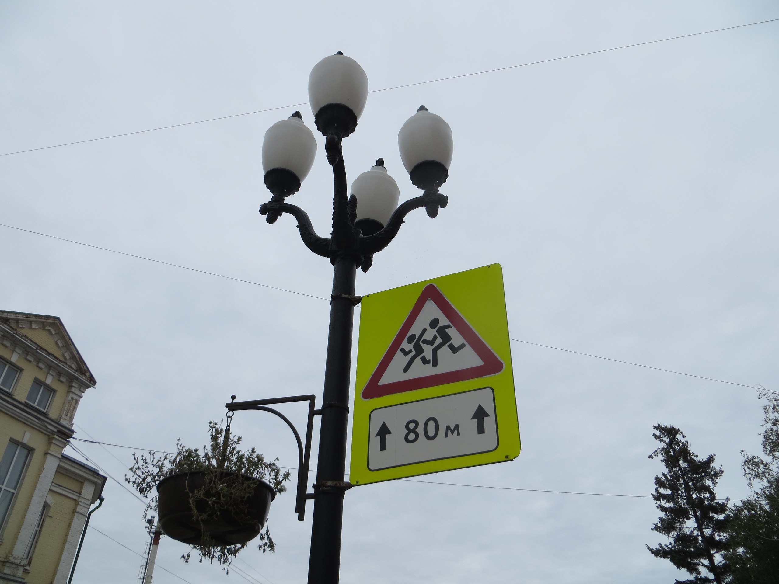 В канун нового учебного года юным тамбовчанам напоминают ПДД