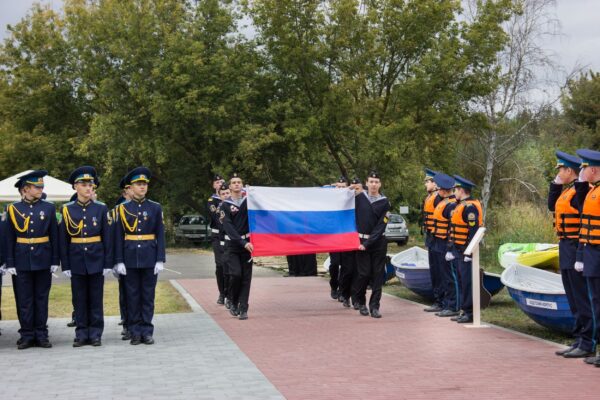 В Тамбове 140 кадет стали юными моряками