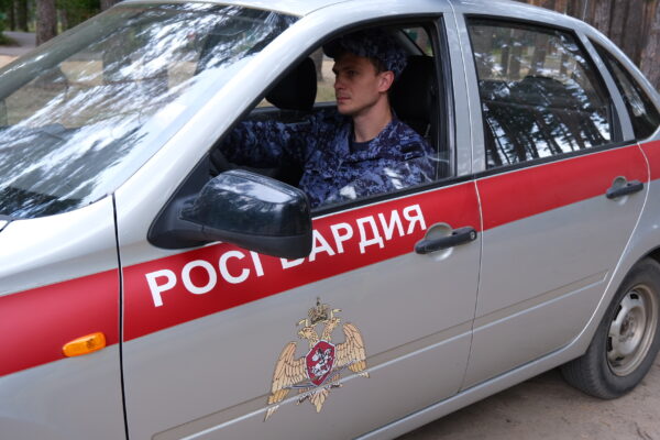 Около 100 раз за неделю выезжали по сигналу «тревога» тамбовские росгвардейцы