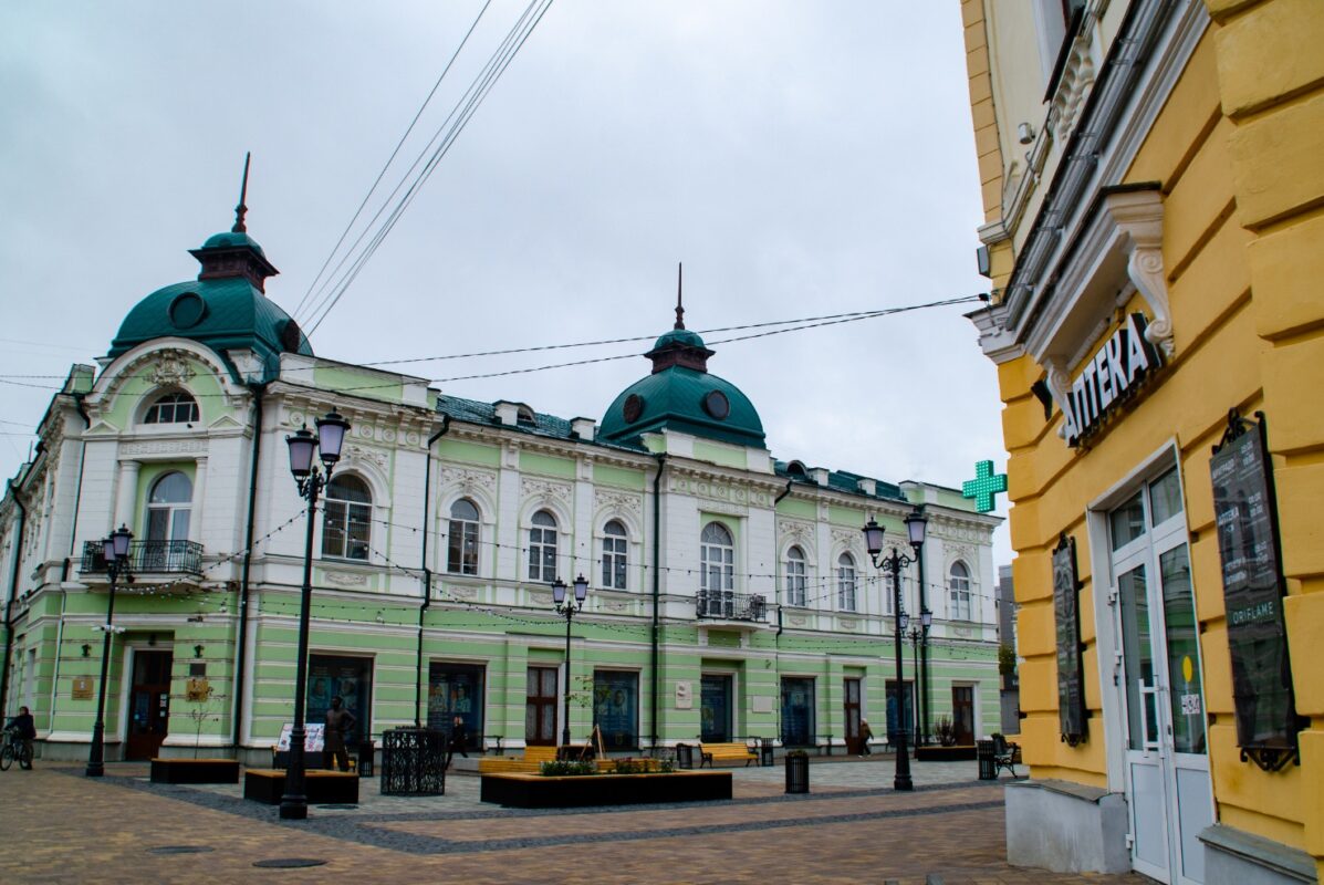 Вид на Дом Шоршорова со стороны Карла Маркса