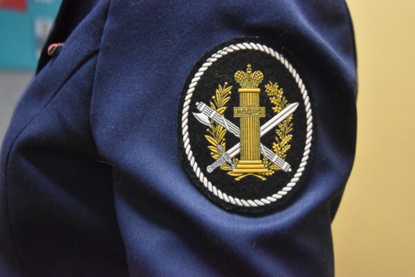 В Тамбовской области осудили сотрудника ФСИН за получение взятки у осужденного