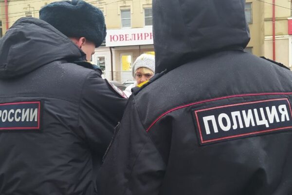 Жительница Тамбова «обезопасила» 215 тыс сбережений и взяла в кредит еще 510