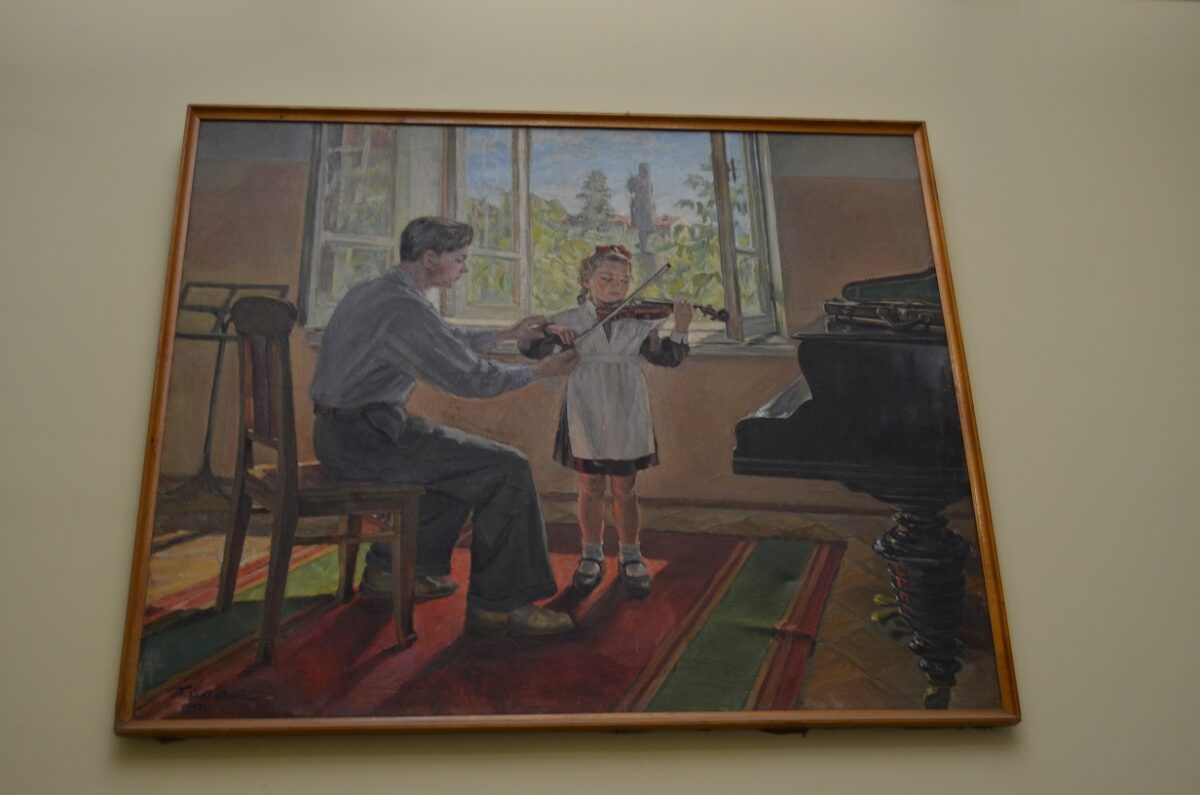 Занятия на скрипке. Картина Т.Н. Емельяновой