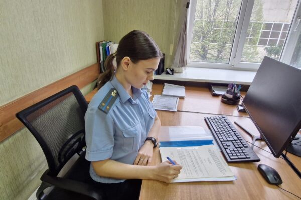 Житель Тамбова оплатил 53 тыс рублей алиментов после ареста дорогого смартфона