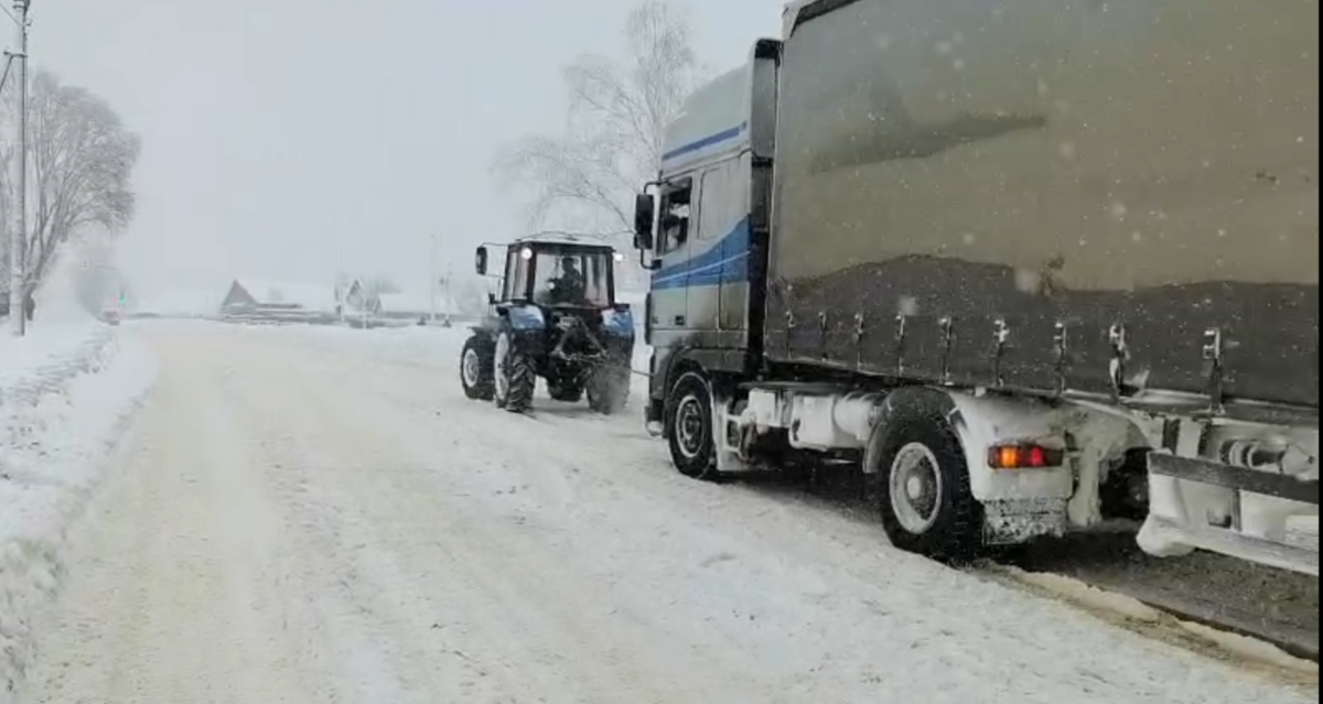 Скриншот видео ТГ-канала «Полоса безопасности»