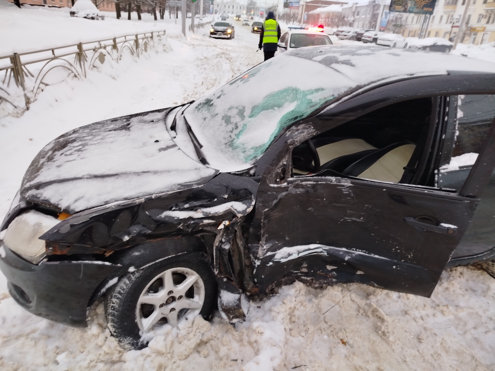 ДТП на Интернациональной. Фото региональной Госавтоинспекции