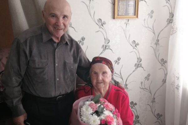 Тамбовчанку Кямилю Енгалычеву поздравили со 102-м днем рождения