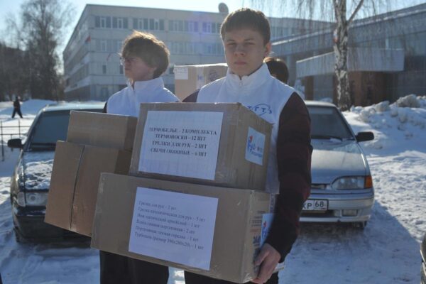 Защитникам Отечества: ТГТУ передал гуманитарный груз бойцам тамбовского гарнизона