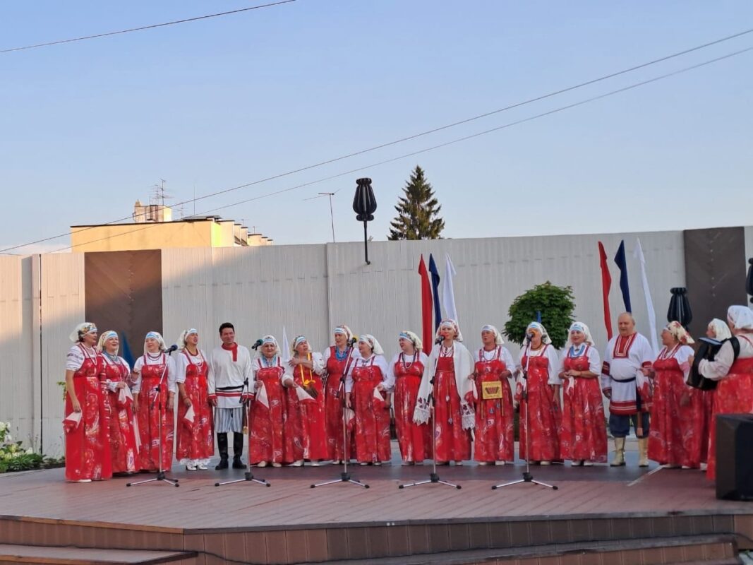 Фото ансамбля "Тальяночка"
