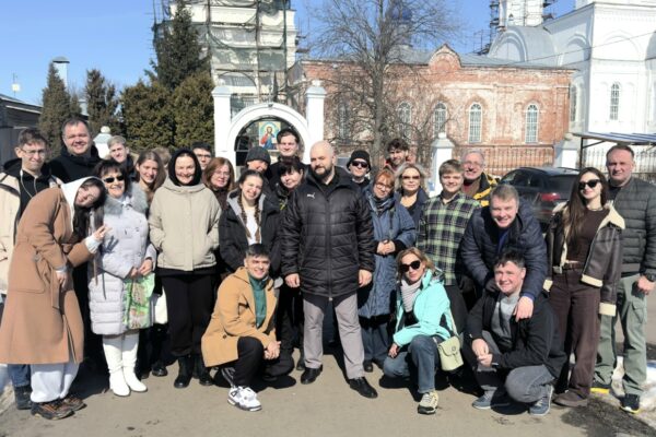 Артисты тамбовского драмтеатра отправились на всероссийский фестиваль в Омске