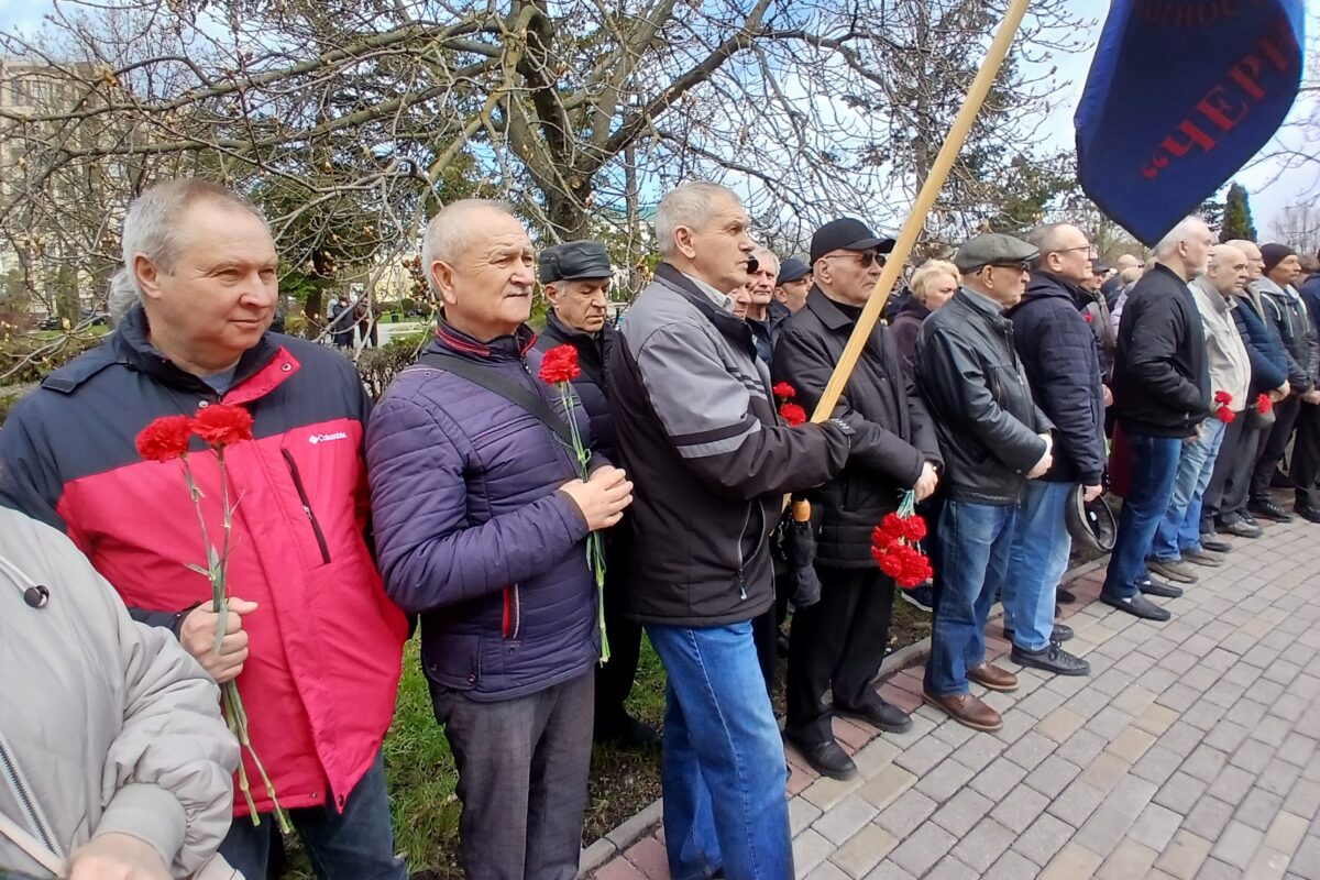 Митинг у мемориала жертвам ядерных катастроф в Тамбове