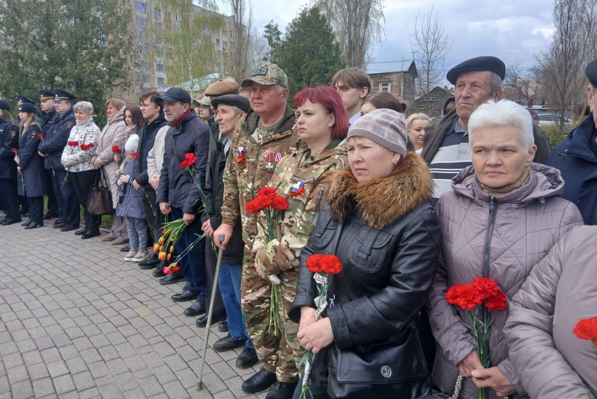 Митинг у мемориала жертвам ядерных катастроф в Тамбове