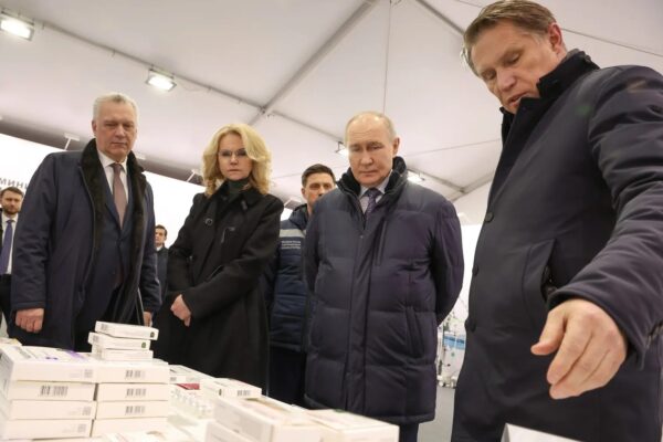 Президент Владимир Путин открыл в Тамбове новое приемное отделение больницы Луки