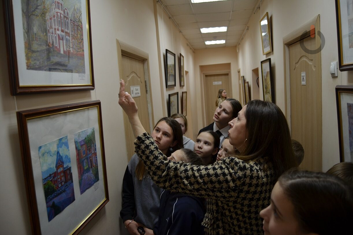 За 75 лет 1-я художественная школа Тамбова выпустила около трех тысяч ребят  