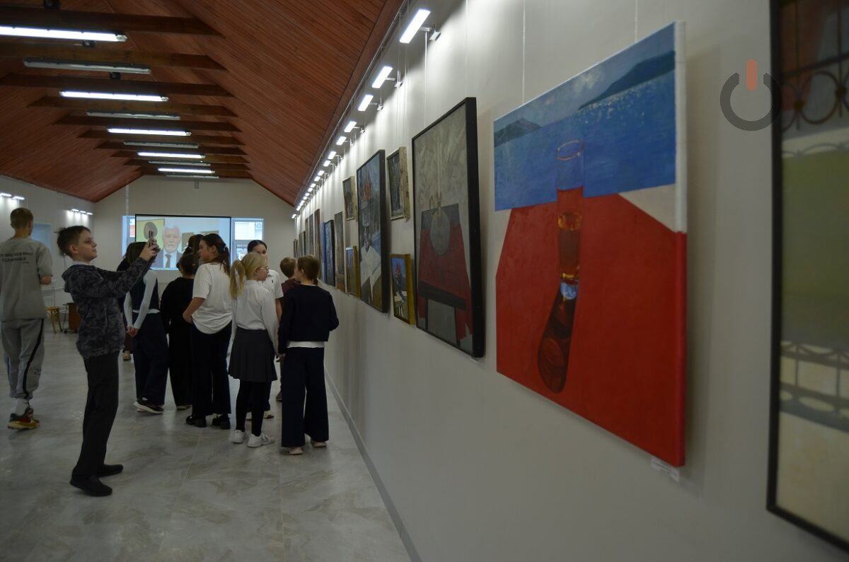 Выставка работ Бориса Ткачёва