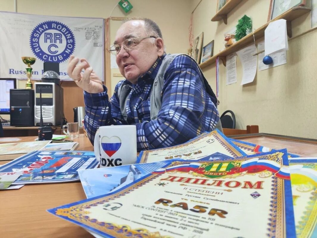 Виктор Ефремов