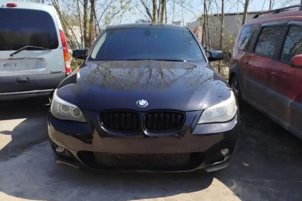 Житель Тамбова остался без BMW из-за долгов по штрафам и кредитам