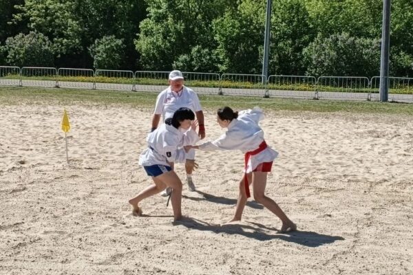 В Тамбове определили победителей областного чемпионата по пляжному самбо