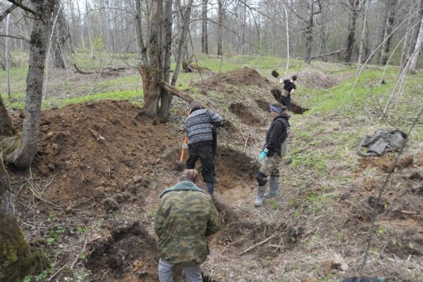 Проведение раскопок близ Русановской