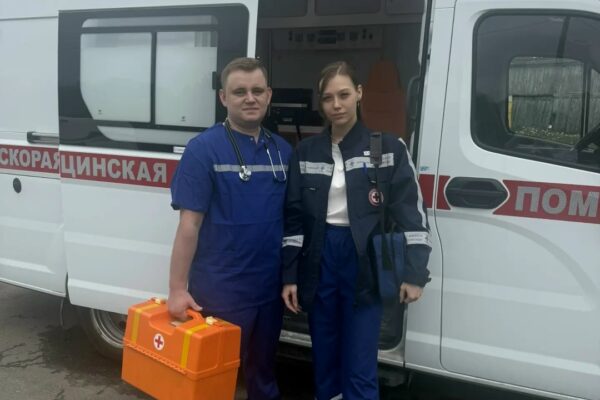 В Тамбове фельдшеры спасли пациента после клинической смерти прямо в машине скорой