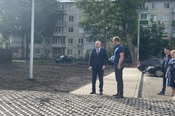 Максим Косенков оценил состояние прилегающей территории у нового ФОКа на Рязанской