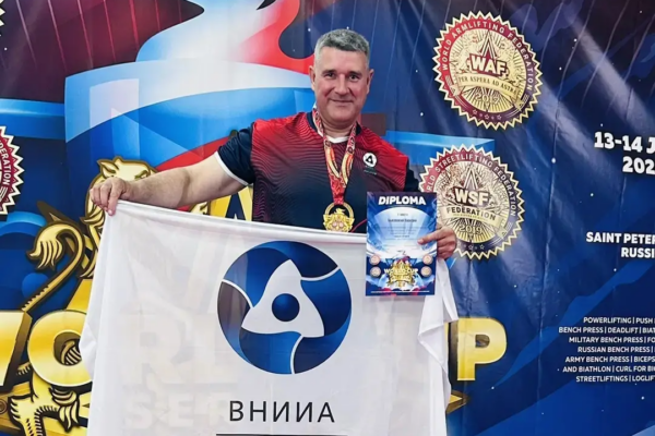 Тамбовчанин выиграл этап Кубка мира по силовым видам спорта