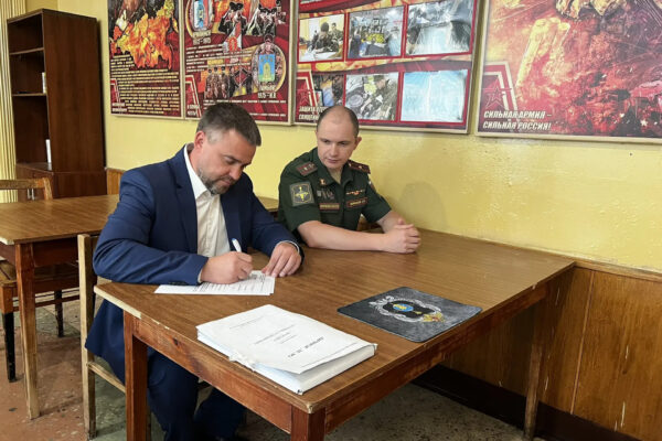 Замглавы Тамбовской области Евгений Зименко подписал контракт с Минобороны РФ