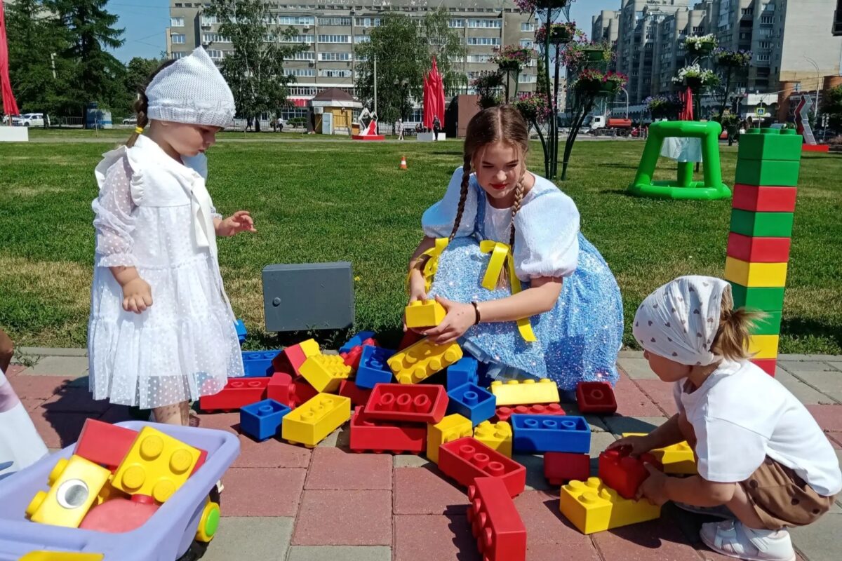 День города на площадке "У Кристалла"