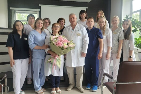 В тамбовской больнице проводили на заслуженный отдых врача Татьяну Серегину