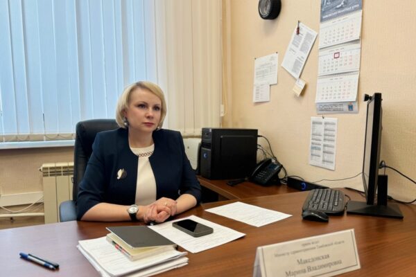 Министр Македонская поблагодарила медиков за помощь пострадавшим при теракте в Котовске