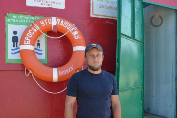 В Тамбове спасатель вытащил из воды тонувшую девушку