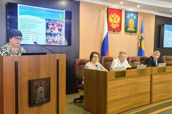 Депутаты гордумы обсудили развитие образования, спорта и туризма в Тамбове